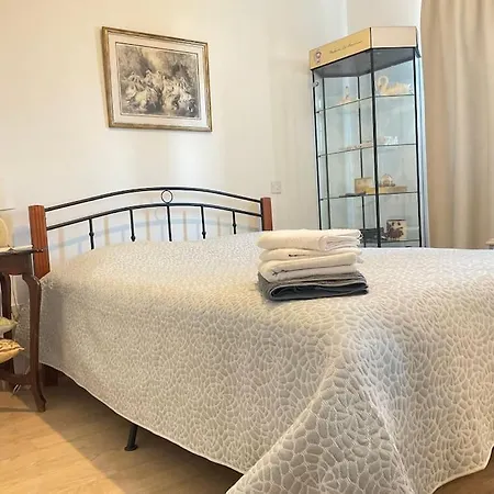 Apartment Cozy In Quiet Area In Engomi